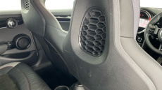 MINI Hatchback 2.0 Cooper S Sport 5dr Auto [Comfort/Nav Pack] Petrol Hatchback